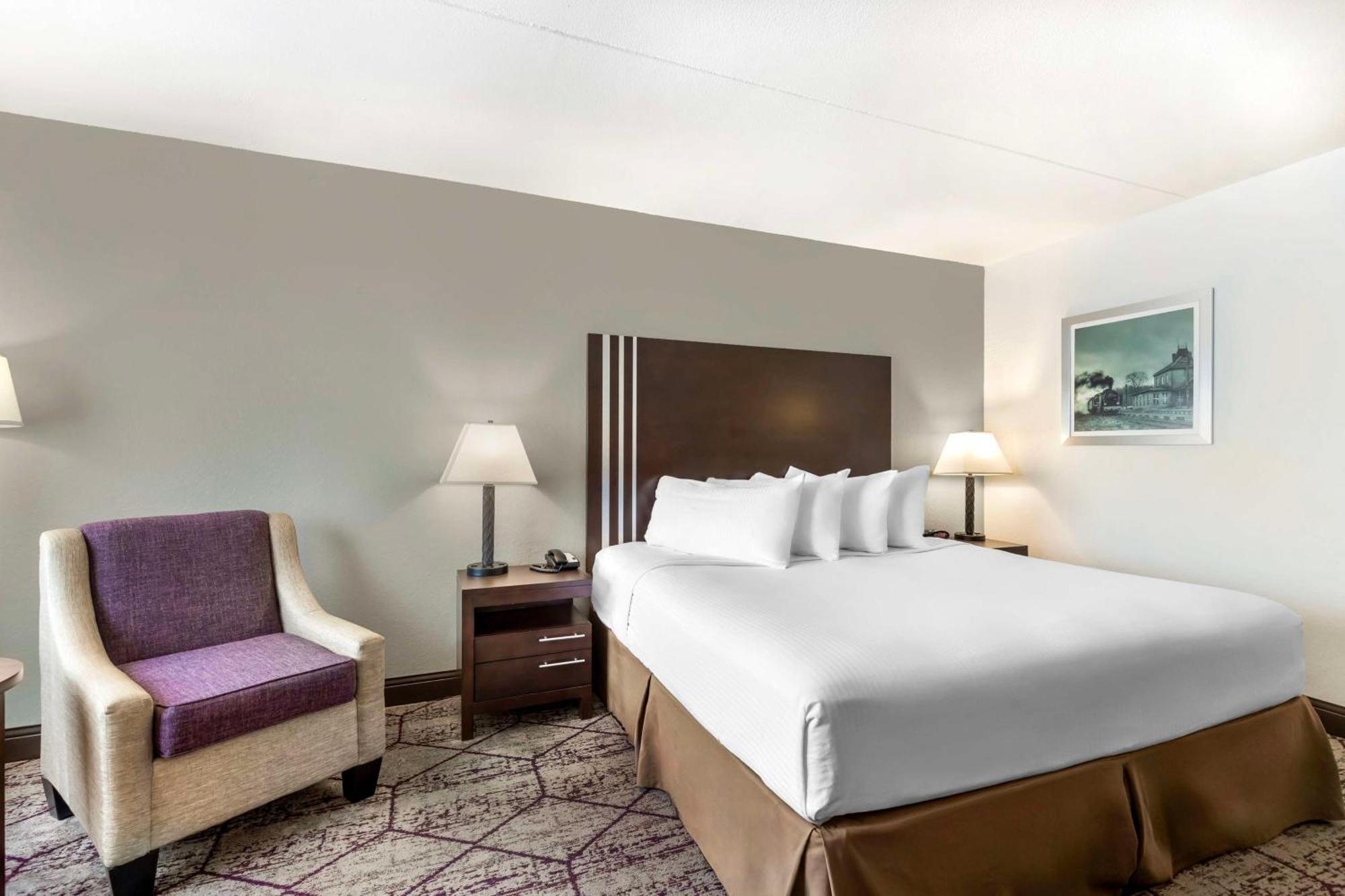 Best Western Plus Longbranch Hotel & Convention Center Cedar Rapids Dış mekan fotoğraf